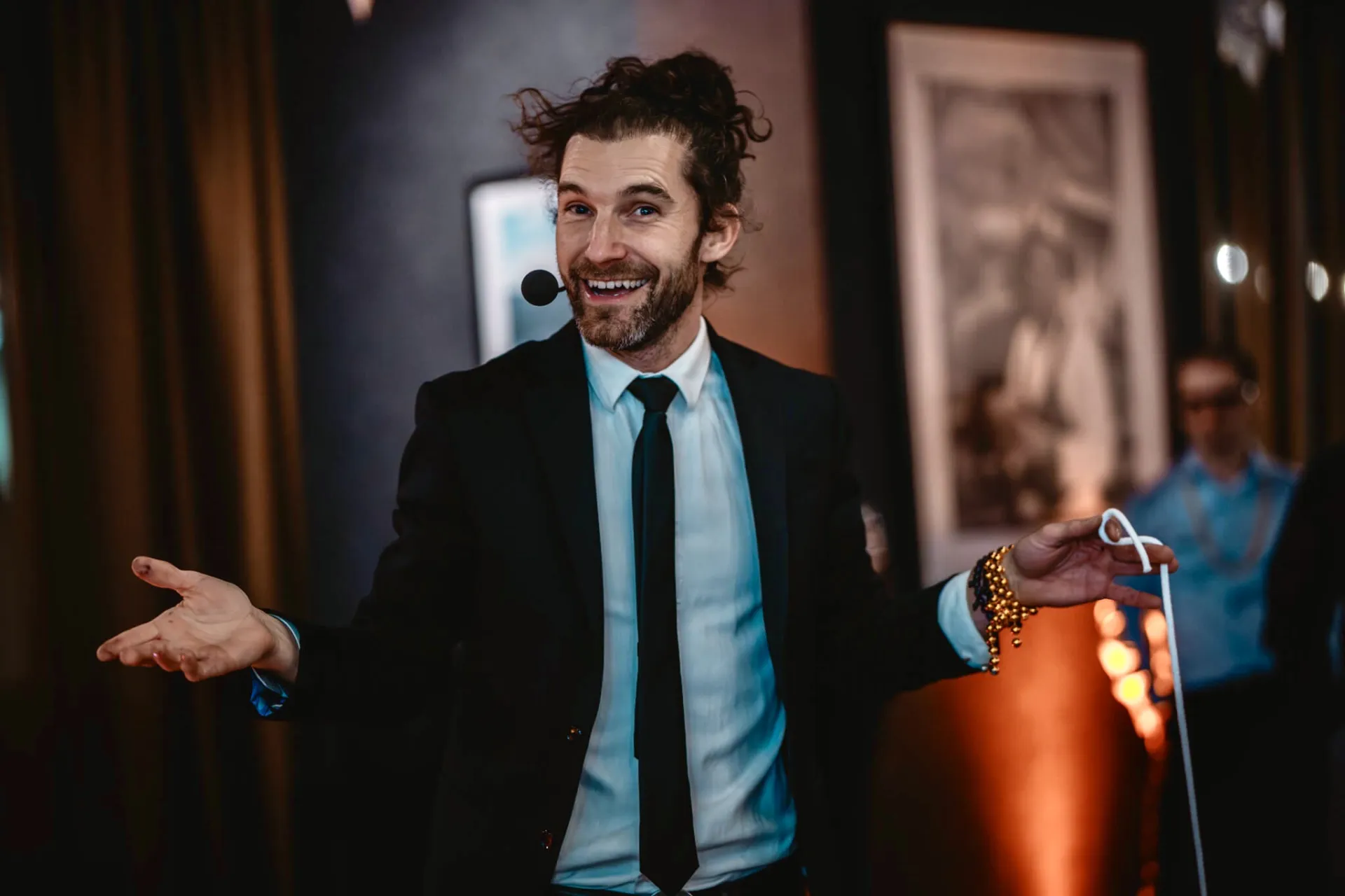 Kouzelník vystupuje na parketu